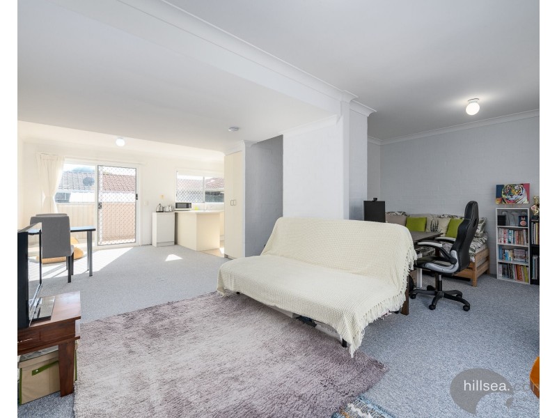 11/13-17 Brown Street, Labrador QLD 4215