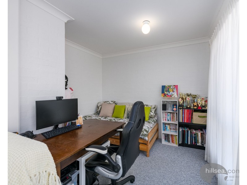 11/13-17 Brown Street, Labrador QLD 4215