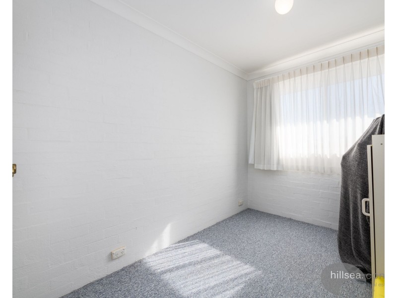 11/13-17 Brown Street, Labrador QLD 4215