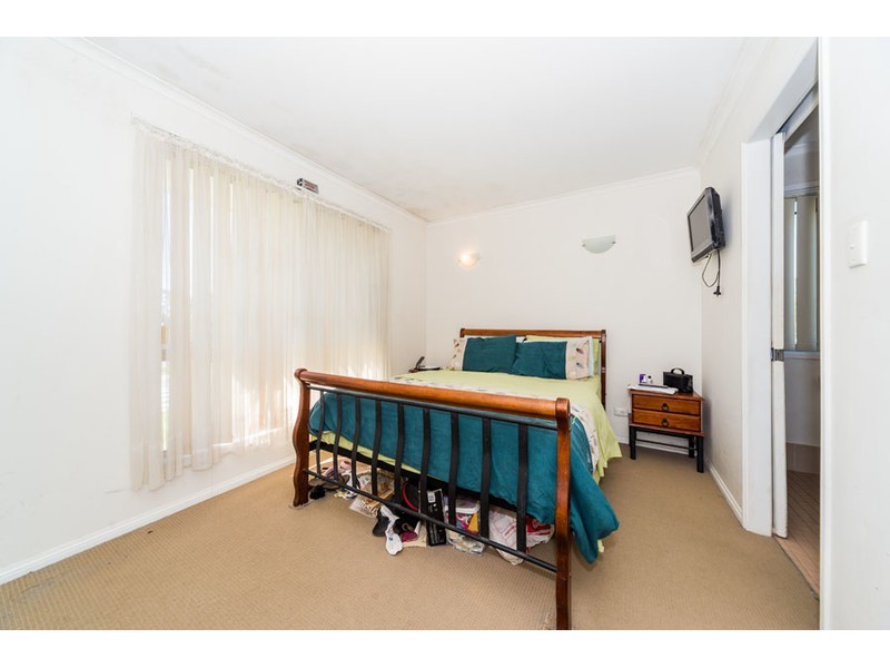 1 Adaminaby Drive, Helensvale QLD 4212