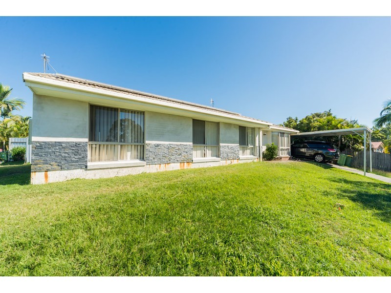 1 Adaminaby Drive, Helensvale QLD 4212