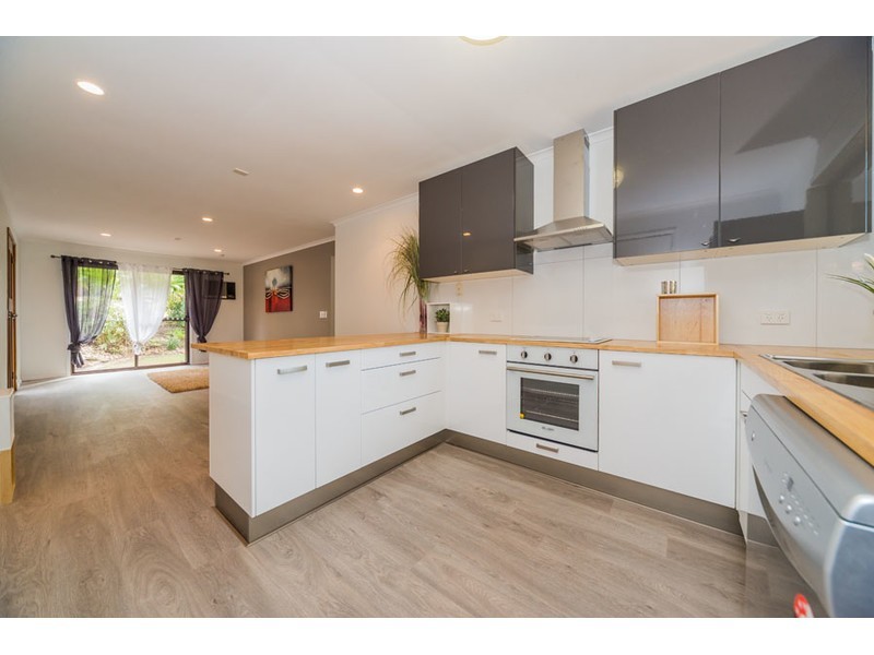 4/13 Cannington Place, Helensvale QLD 4212