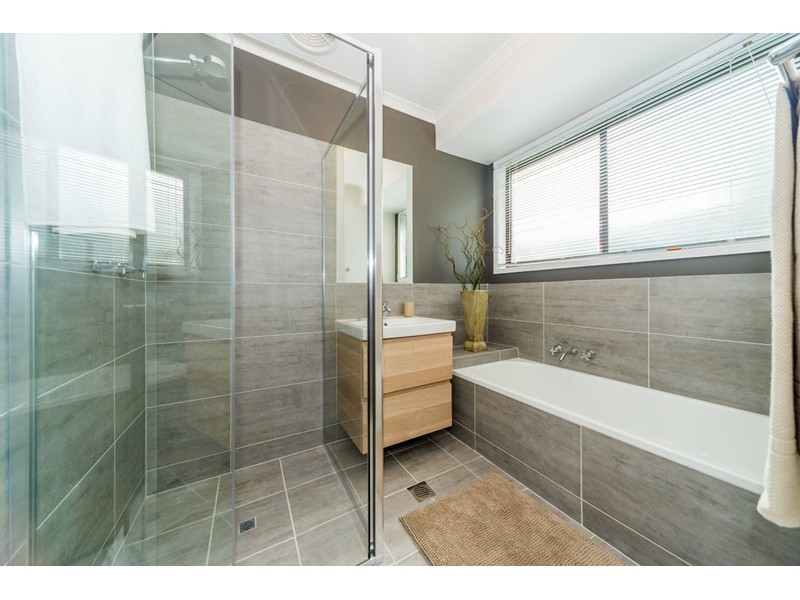 4/13 Cannington Place, Helensvale QLD 4212