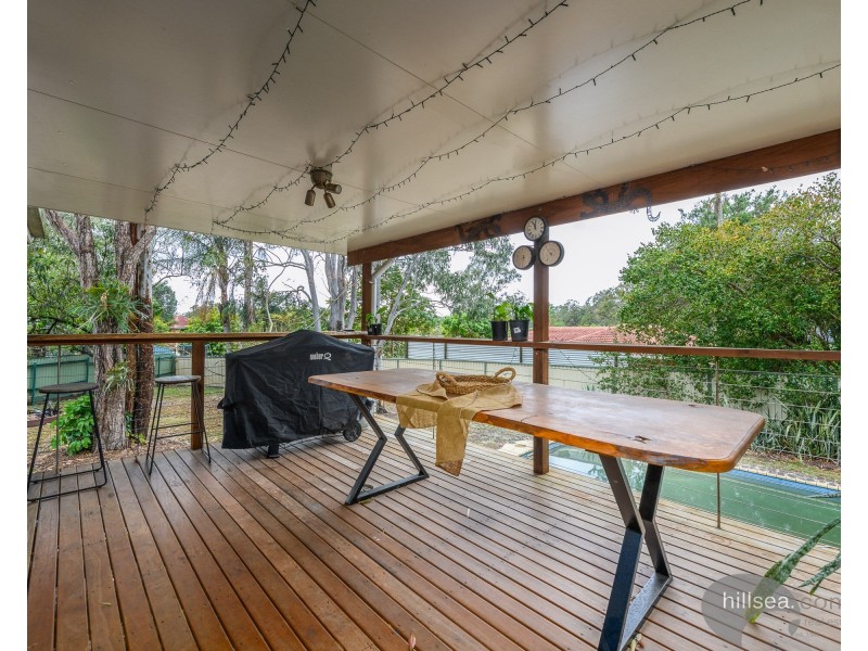 19 Narooma Place, Helensvale QLD 4212