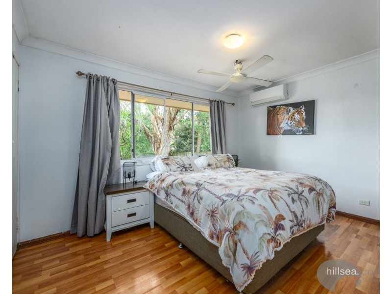 19 Narooma Place, Helensvale QLD 4212