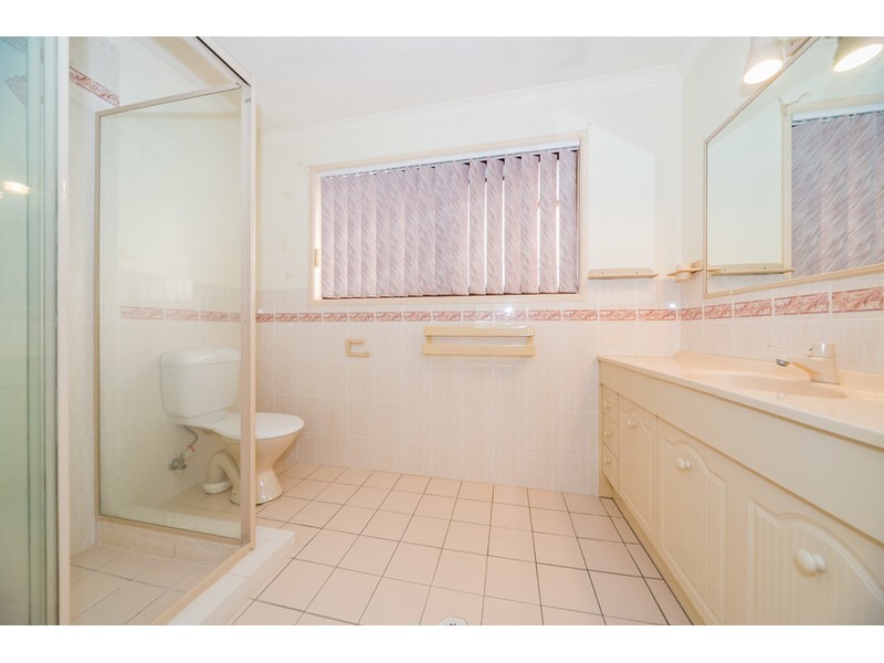 6 Morwell Court, Helensvale QLD 4212