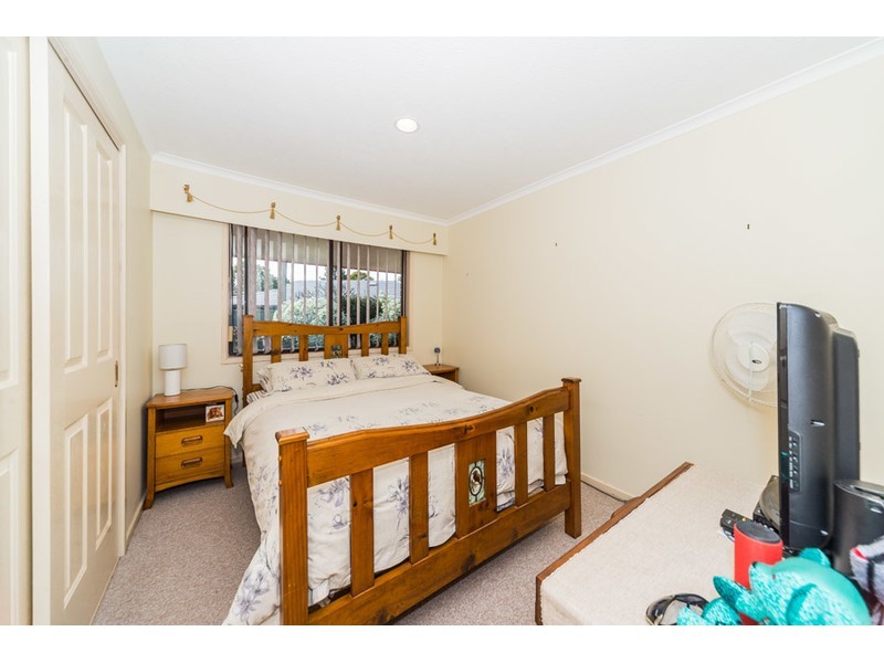 6 Morwell Court, Helensvale QLD 4212