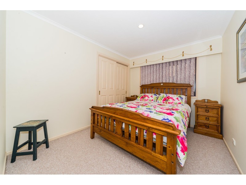 6 Morwell Court, Helensvale QLD 4212