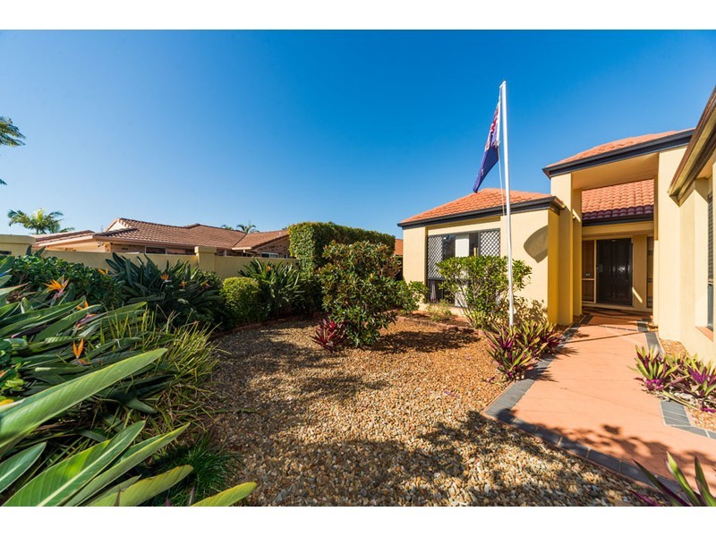 22 Notre Dame Court, Varsity Lakes QLD 4227