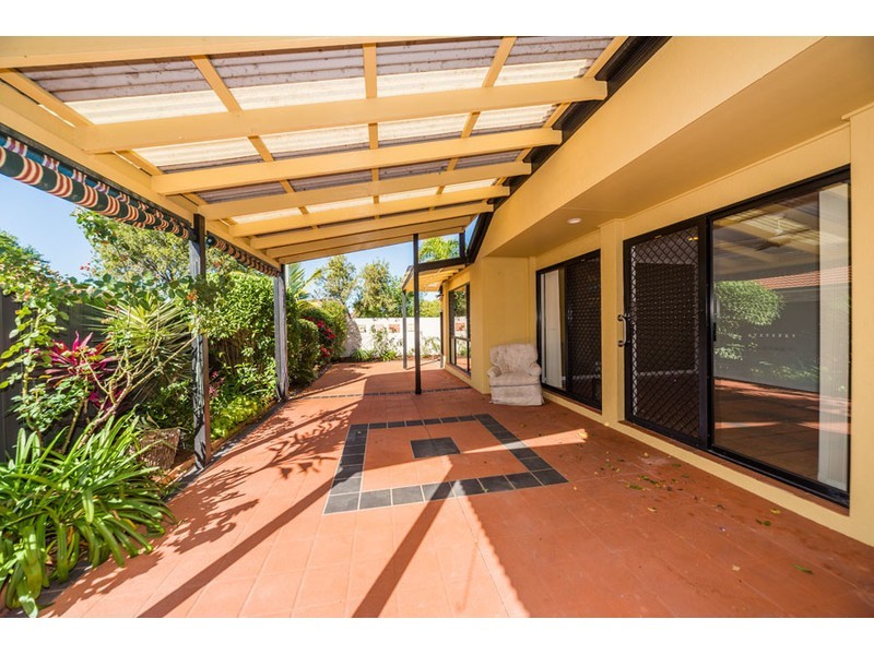 22 Notre Dame Court, Varsity Lakes QLD 4227