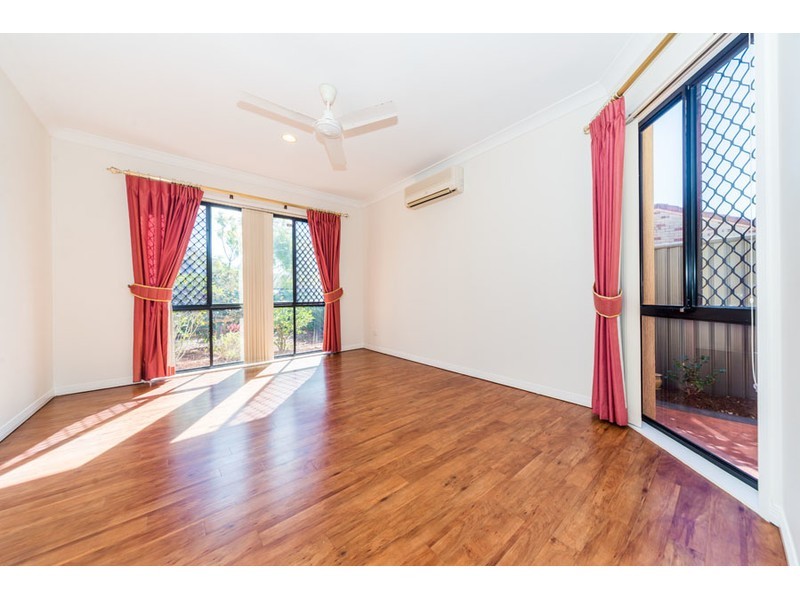 22 Notre Dame Court, Varsity Lakes QLD 4227