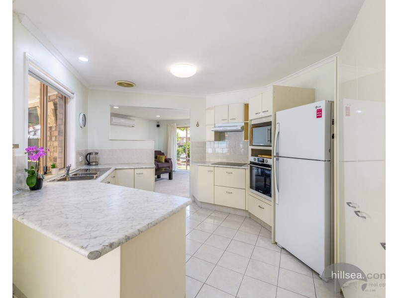 16 Whyalla Court, Helensvale QLD 4212