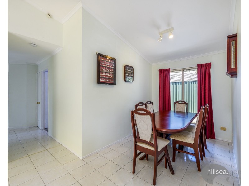 16 Whyalla Court, Helensvale QLD 4212