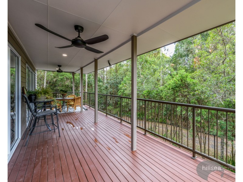 10 Silver Dawn  Crescent, Oxenford QLD 4210