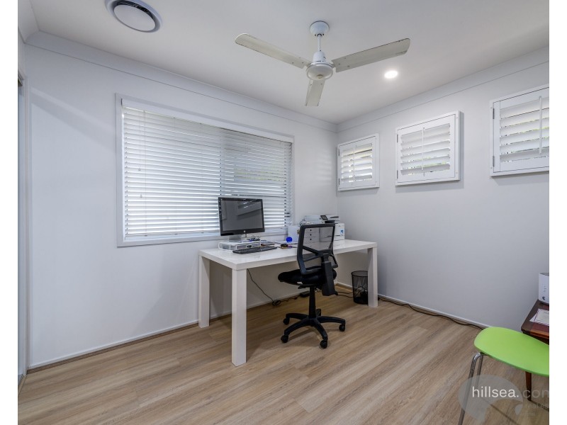 10 Silver Dawn  Crescent, Oxenford QLD 4210