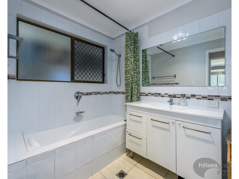 1/22 Paramount Place, Oxenford QLD 4210