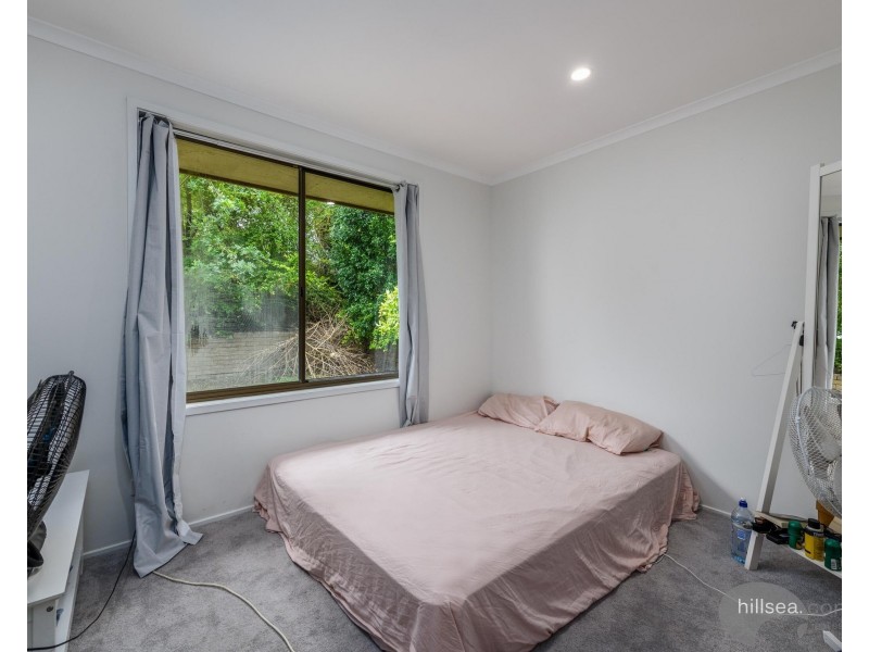 27 Tamworth Drive, Helensvale QLD 4212