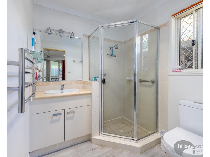 35 Murchison Street, Pacific Pines QLD 4211