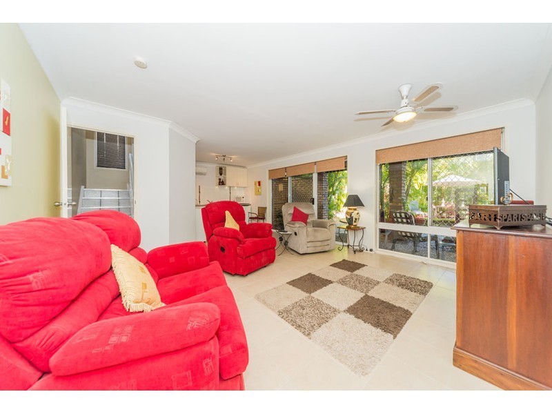 20 Catani Place, Helensvale QLD 4212
