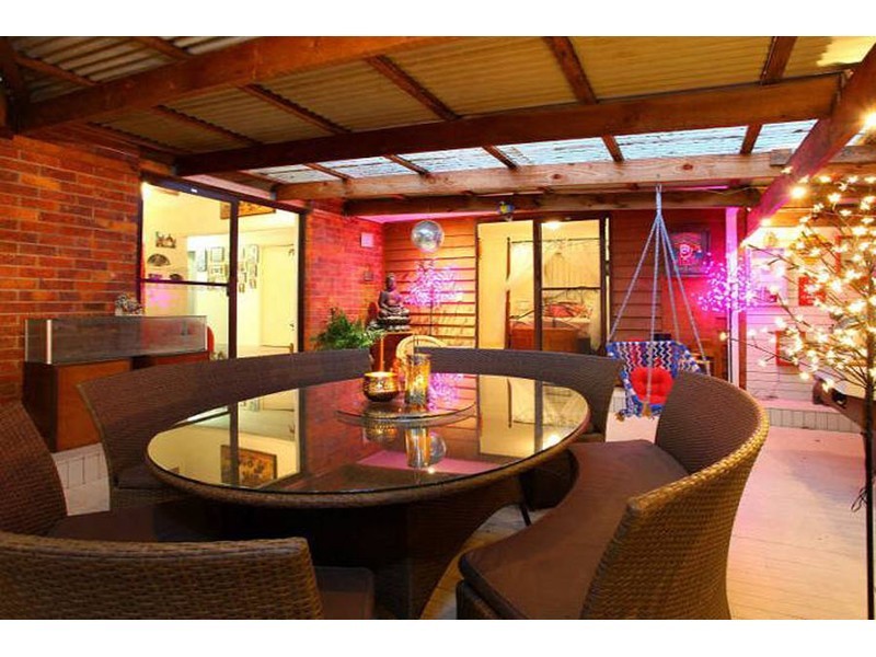 4 Woodside Place, Helensvale QLD 4212