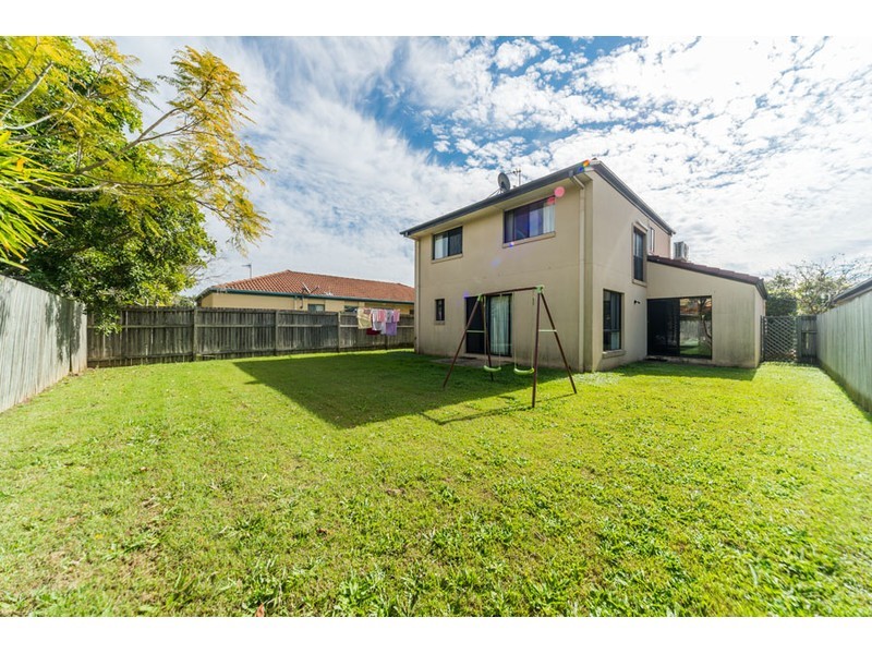 17 Serafina Drive, Helensvale QLD 4212