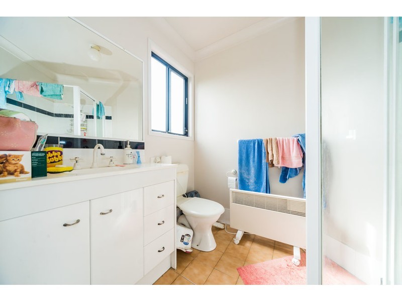 17 Serafina Drive, Helensvale QLD 4212