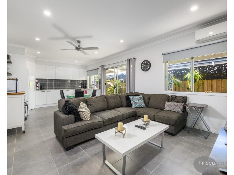 10 Alba Court, Maudsland QLD 4210