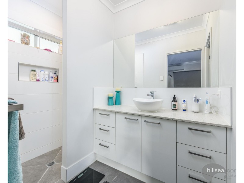 10 Alba Court, Maudsland QLD 4210