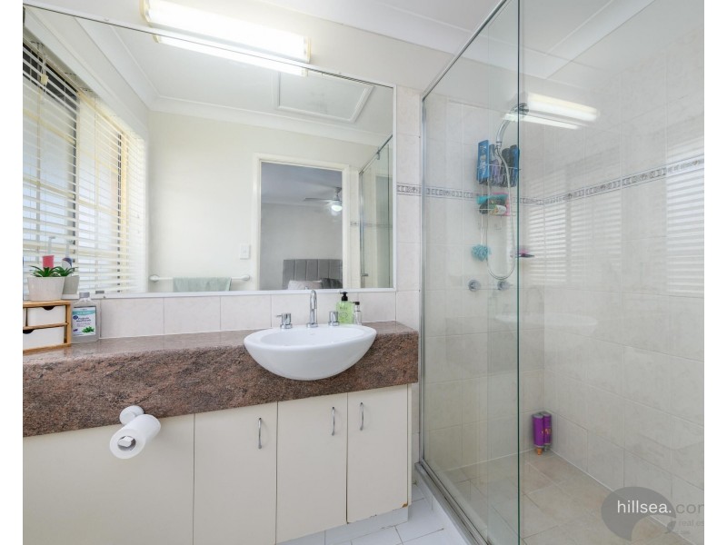 18/2 Doyalson Place, Helensvale QLD 4212