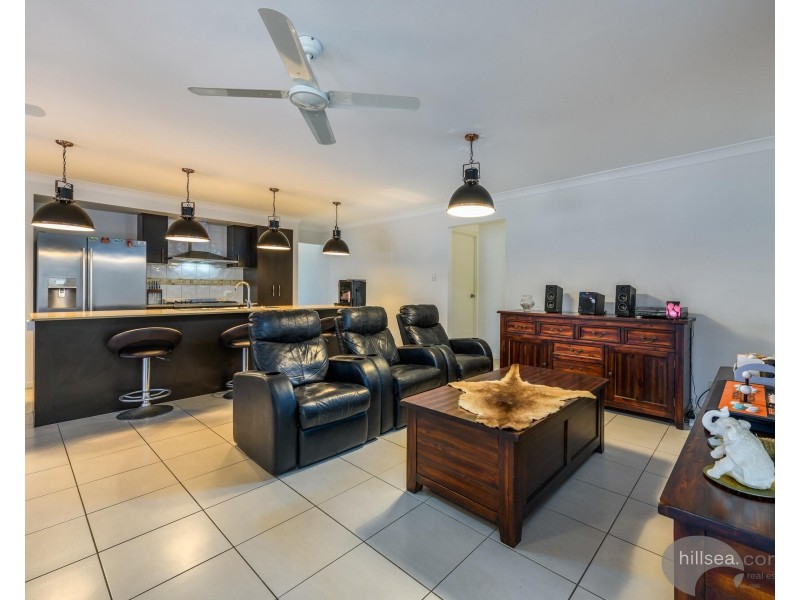74 Wunburra Circle, Pacific Pines QLD 4211