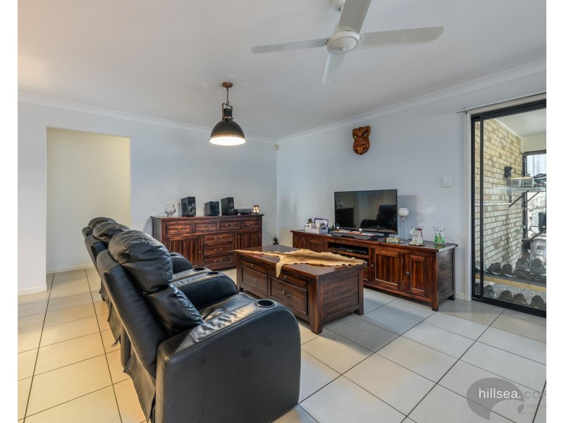 74 Wunburra Circle, Pacific Pines QLD 4211