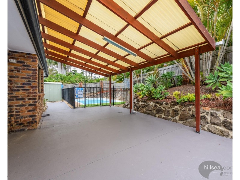 12 Surrey Court, Helensvale QLD 4212