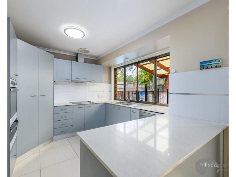 12 Surrey Court, Helensvale QLD 4212