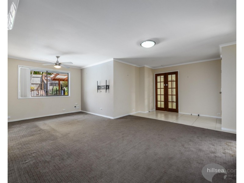 12 Surrey Court, Helensvale QLD 4212