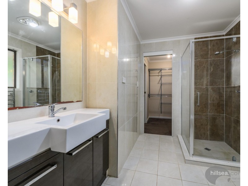 12 Surrey Court, Helensvale QLD 4212