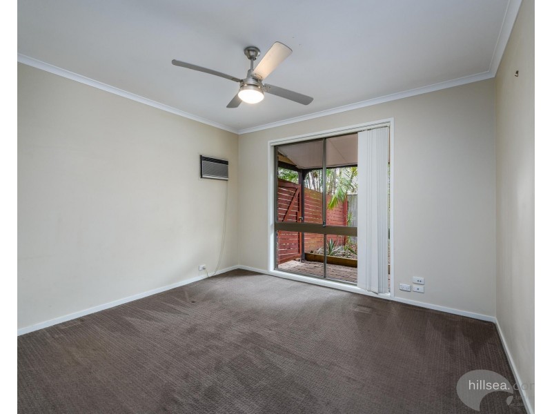 12 Surrey Court, Helensvale QLD 4212