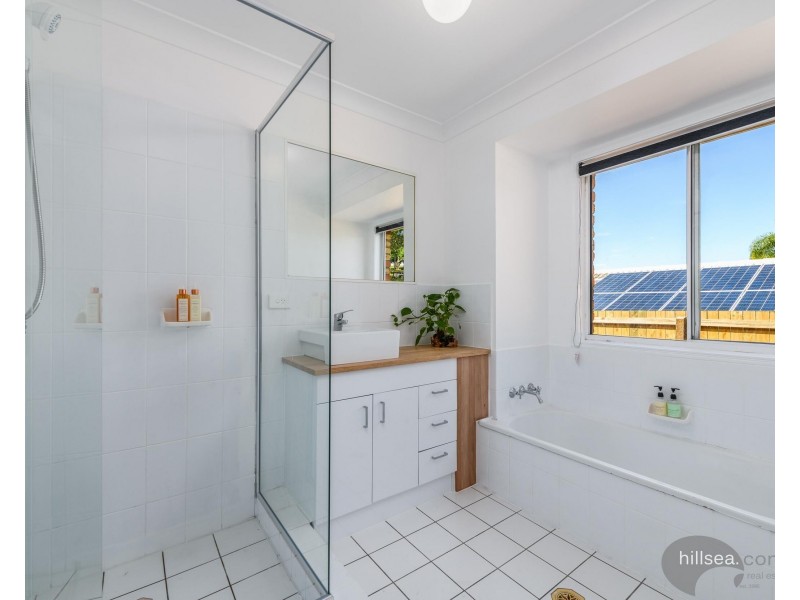 19 Penrith Court, Helensvale QLD 4212