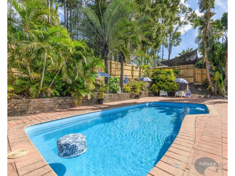 19 Penrith Court, Helensvale QLD 4212
