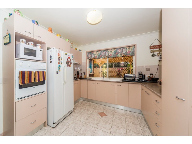 4 Rosswood Court, Helensvale QLD 4212