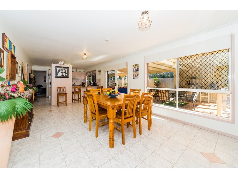 4 Rosswood Court, Helensvale QLD 4212