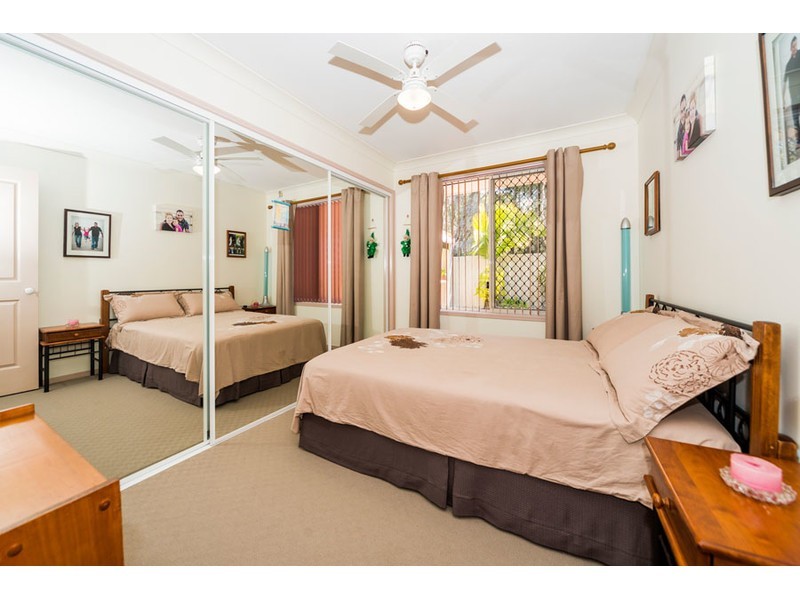 4 Rosswood Court, Helensvale QLD 4212