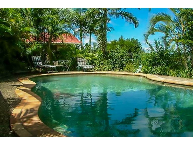 98 Pacific Pines Boulevard, Pacific Pines QLD 4211