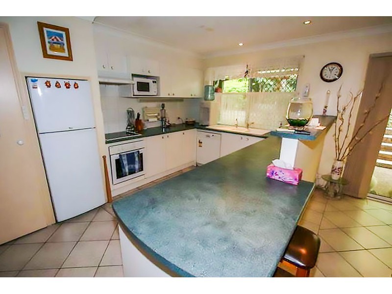 98 Pacific Pines Boulevard, Pacific Pines QLD 4211