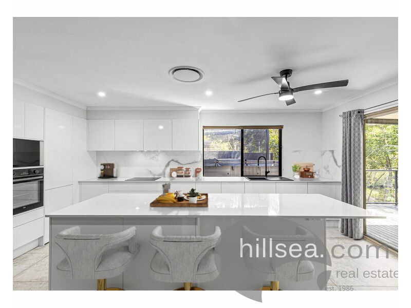 37 River Oak Drive, Helensvale QLD 4212