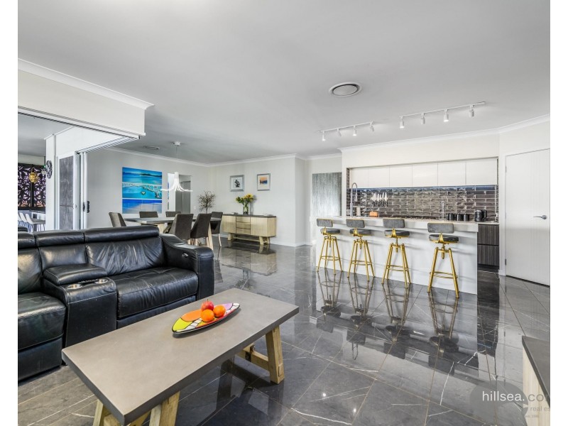 46 Hoop Pine Circuit, Maudsland QLD 4210