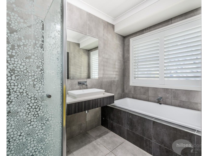 46 Hoop Pine Circuit, Maudsland QLD 4210