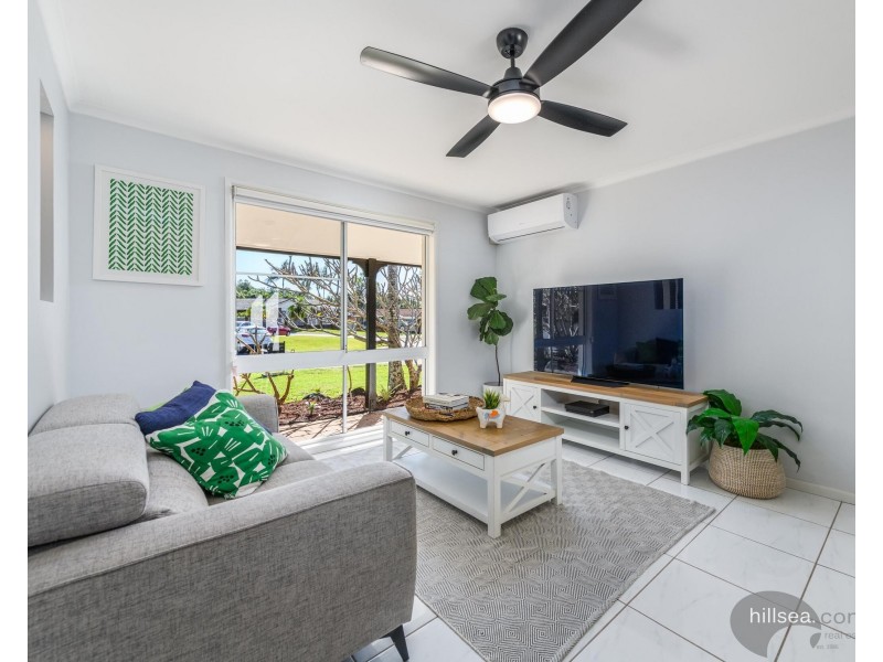 1 Loxton Court, Helensvale QLD 4212