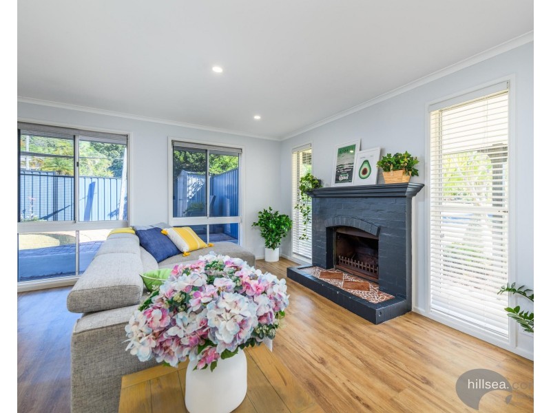 1 Loxton Court, Helensvale QLD 4212