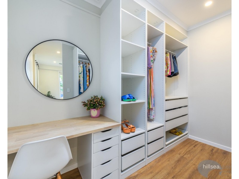 1 Loxton Court, Helensvale QLD 4212