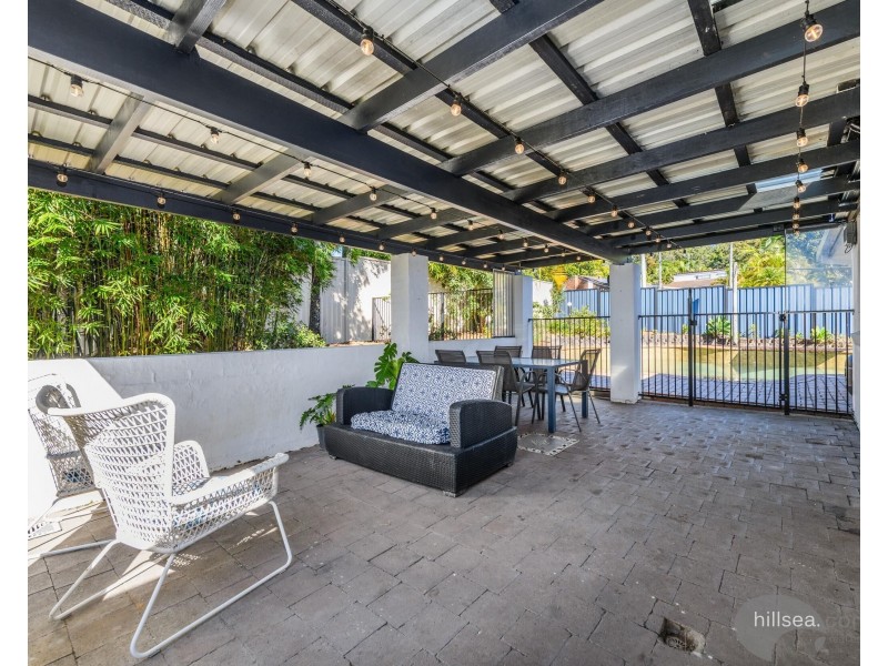 1 Loxton Court, Helensvale QLD 4212